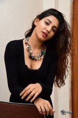 Sonakshi Singh Hot Pics